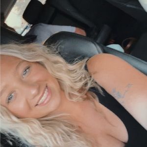 Meet your Posher, Kaylin